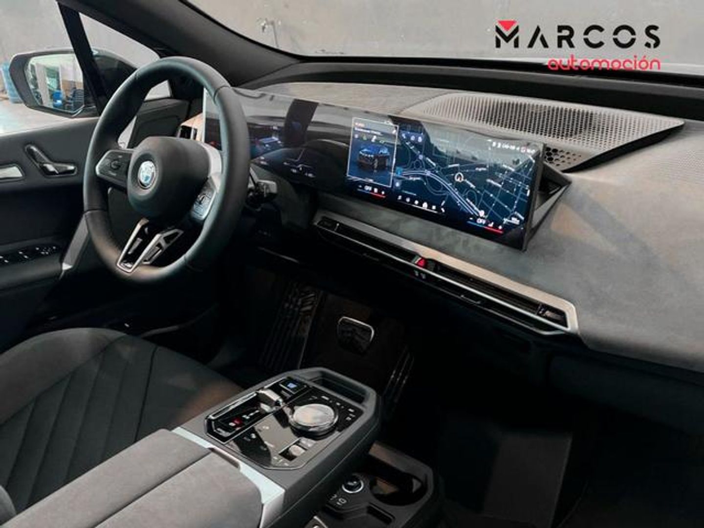BMW iX xDrive60 400 kW (544 CV)