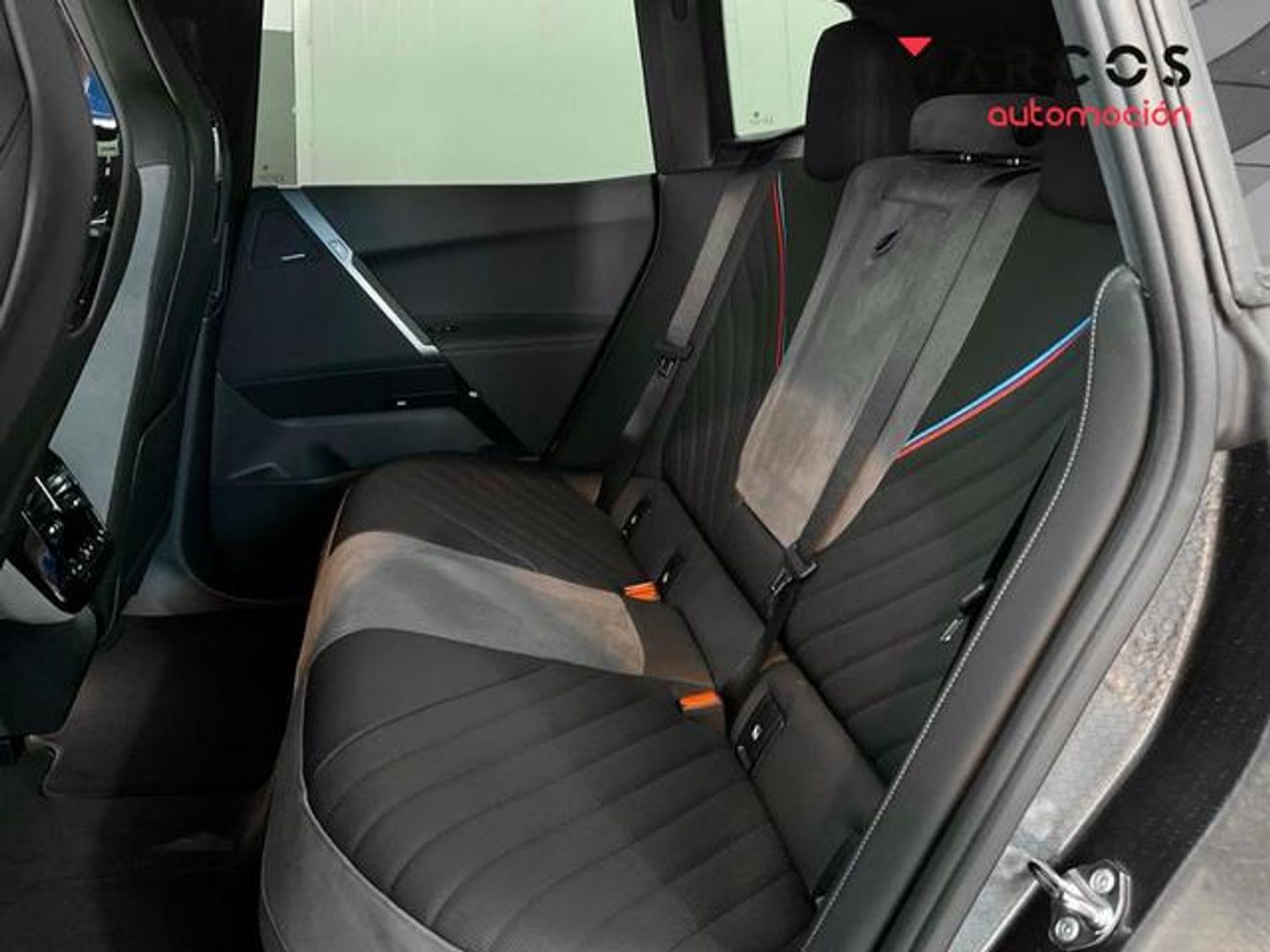 BMW iX xDrive60 400 kW (544 CV)
