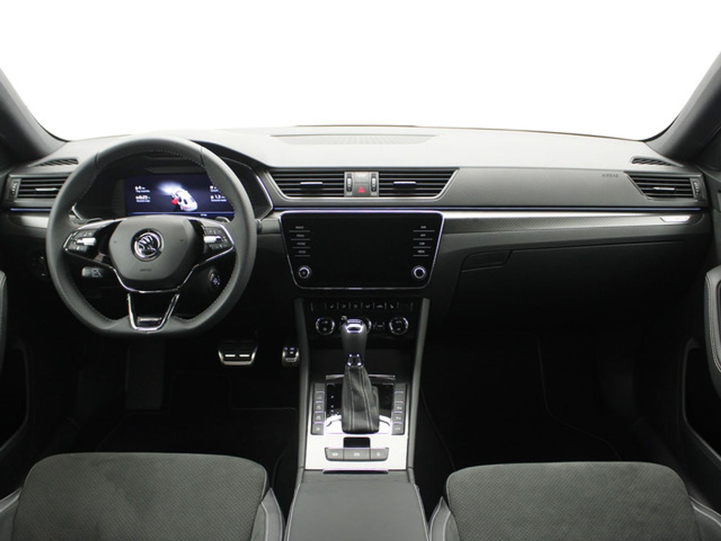 Skoda Superb 1.4 TSI iV P-HEV Sport Line DSG 160 kW (218 CV)