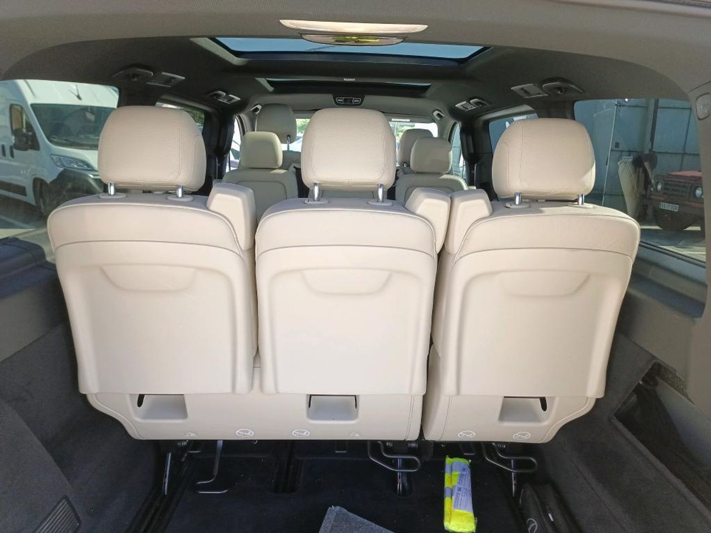 Mercedes-Benz Clase V V 300 d Avantgarde Largo 176 kW (239 CV)