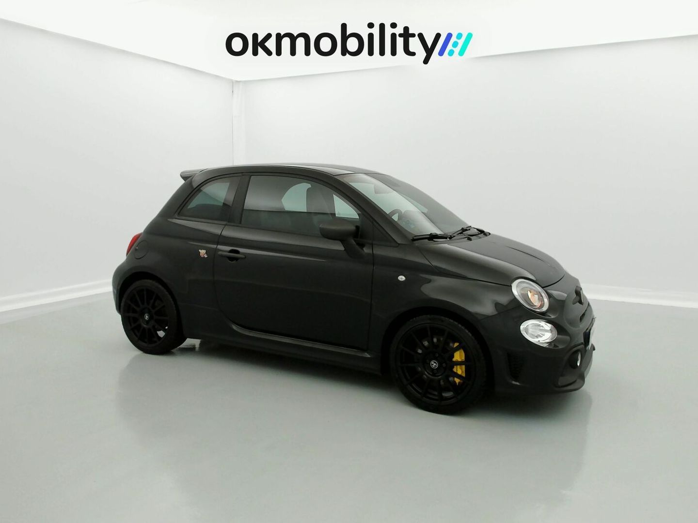 Abarth 500 1.4 16v T-Jet 695 132 kW (180 CV)