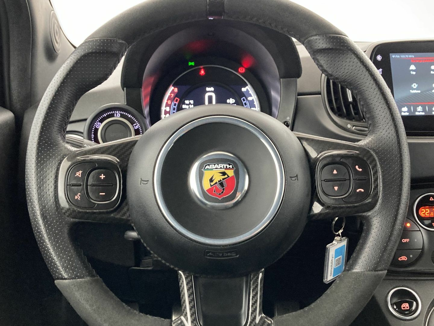 Abarth 500 1.4 16v T-Jet 695 132 kW (180 CV)