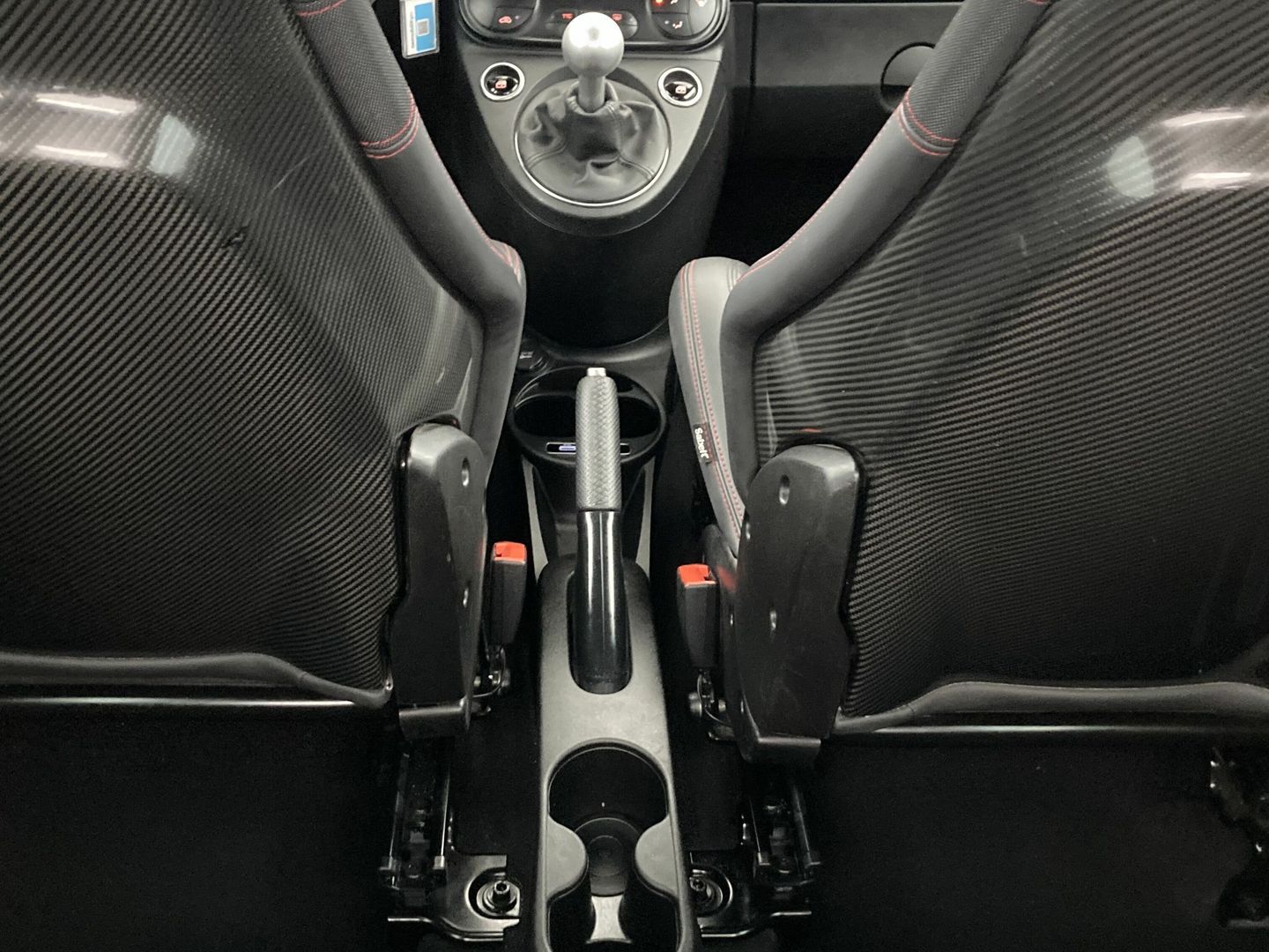 Abarth 500 1.4 16v T-Jet 695 132 kW (180 CV)