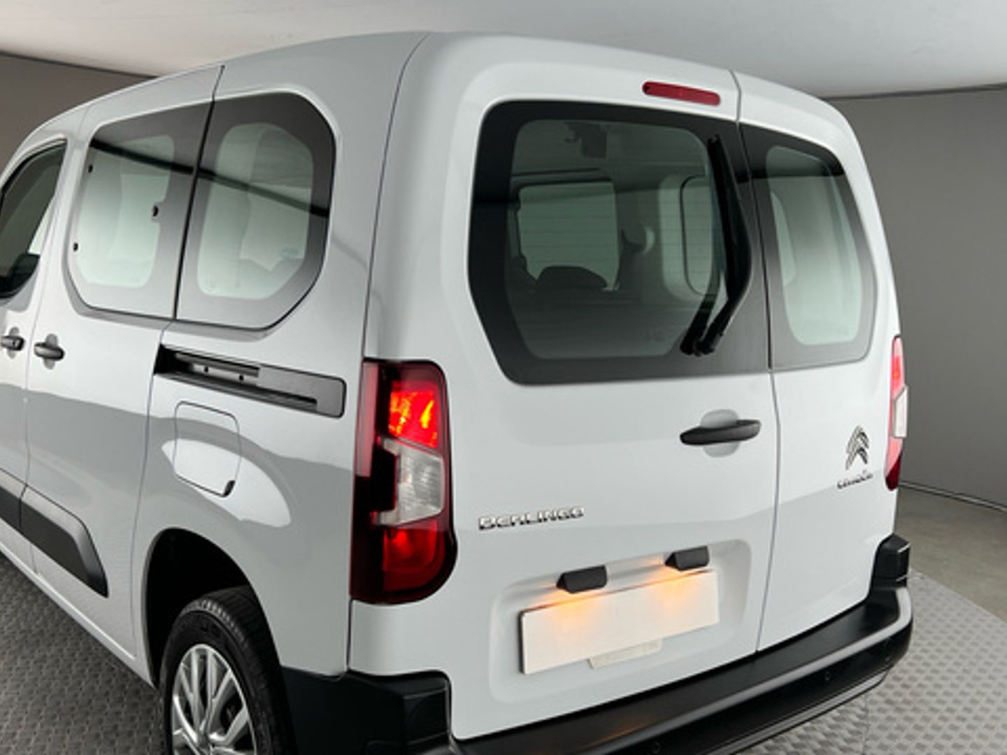 Citroen Berlingo BlueHDi 100 S&S Talla M Live Pack Business 75 kW (102 CV)