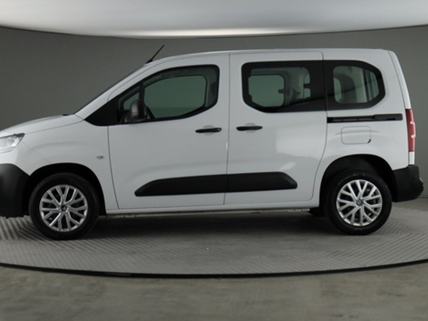 Citroen Berlingo BlueHDi 100 S&S Talla M Live Pack Business 75 kW (102 CV)