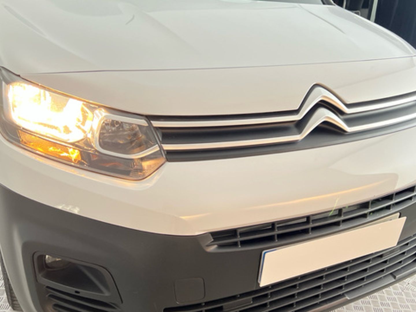 Citroen Berlingo BlueHDi 100 S&S Talla M Live Pack Business 75 kW (102 CV)
