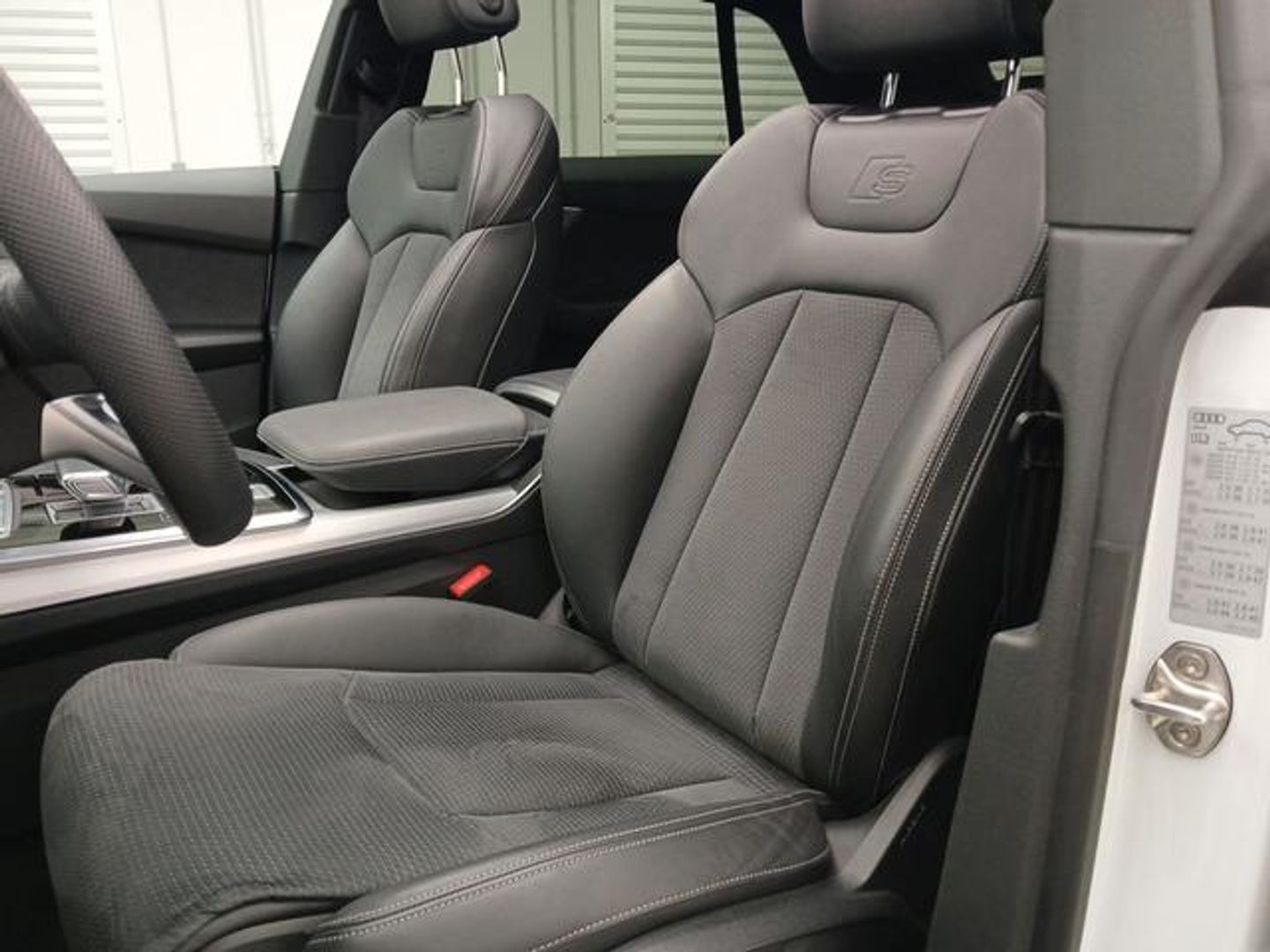 Audi Q8 TFSIe Black line 60 TFSIe quattro 360 kW (490 CV) tiptronic