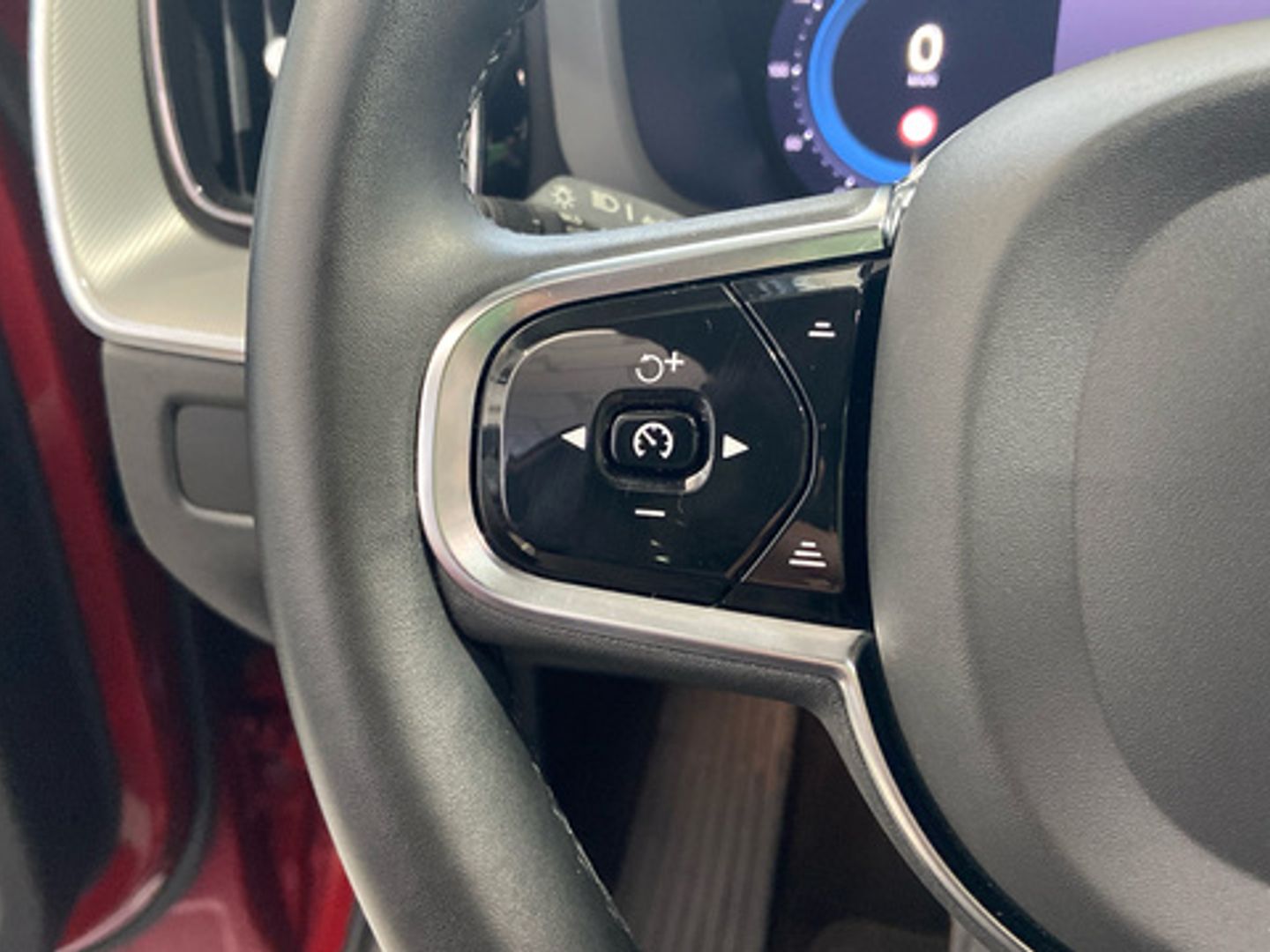 Volvo XC60 T6 Recharge Plus Dark AWD Auto 257 kW (350 CV)