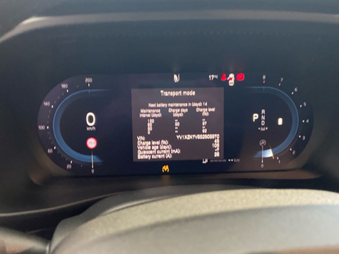 Volvo XC40 B3 G Black Edition Auto 120 kW (163 CV)