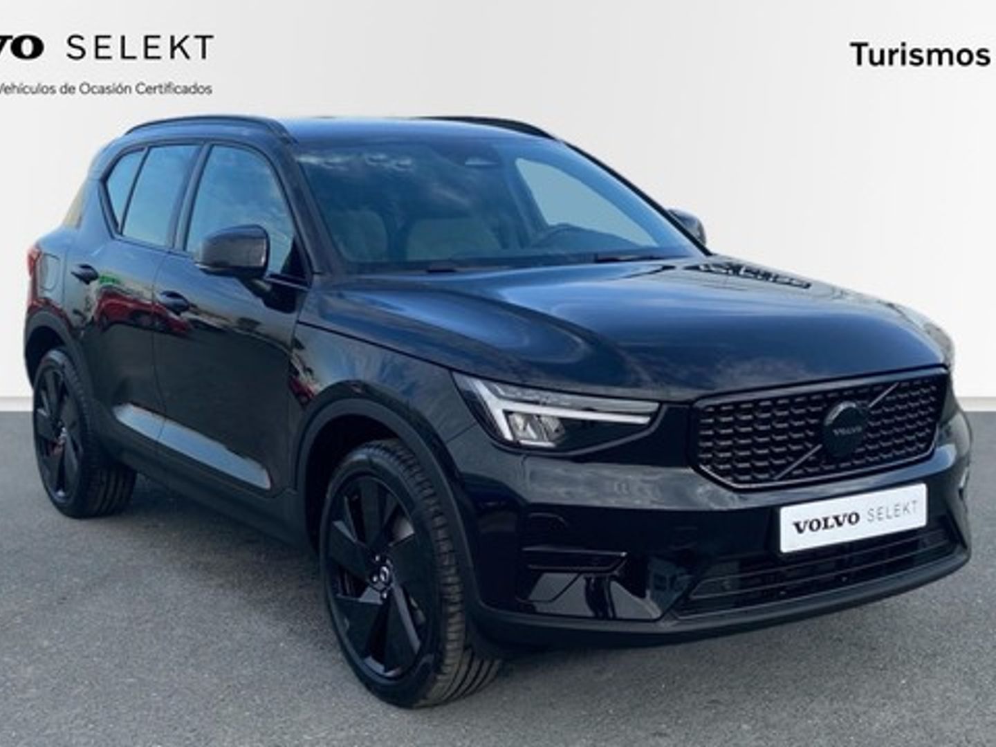 Volvo XC40 B3 G Black Edition Auto 120 kW (163 CV)