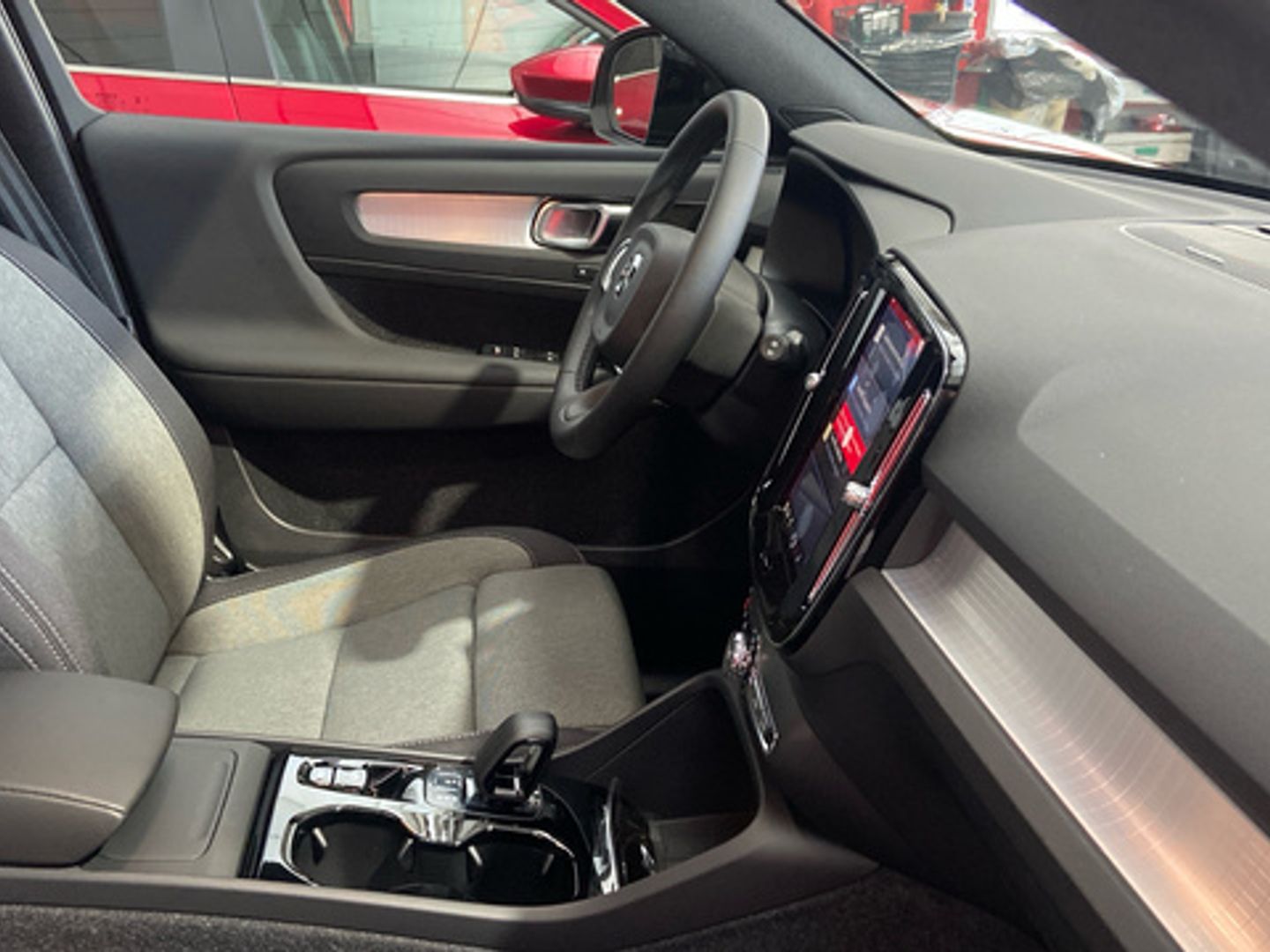 Volvo XC40 B3 G Black Edition Auto 120 kW (163 CV)