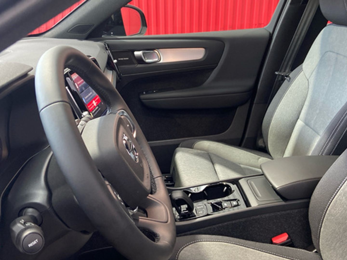 Volvo XC40 B3 G Black Edition Auto 120 kW (163 CV)