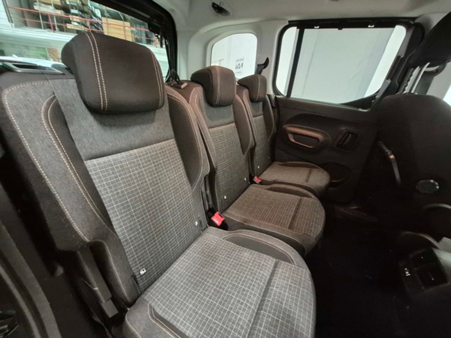 Peugeot Rifter BlueHDi 100 GT Standard 73 kW (100 CV)