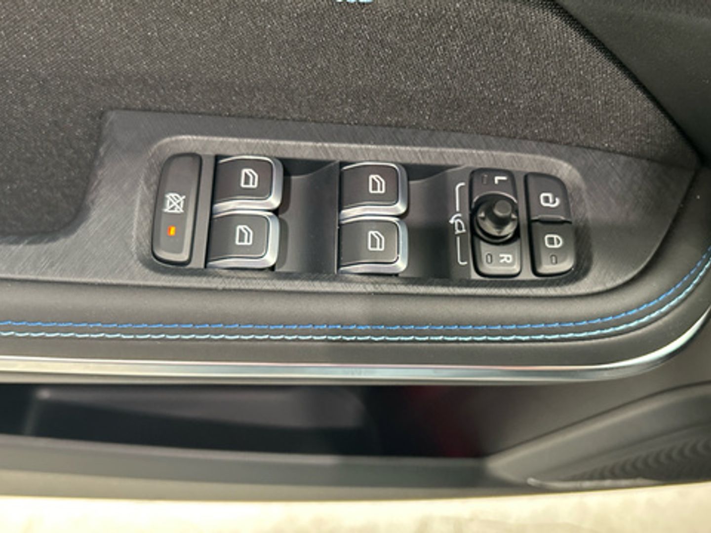 Lynk & Co 01 1.5 PHEV 6.6kW 192 kW (261 CV)