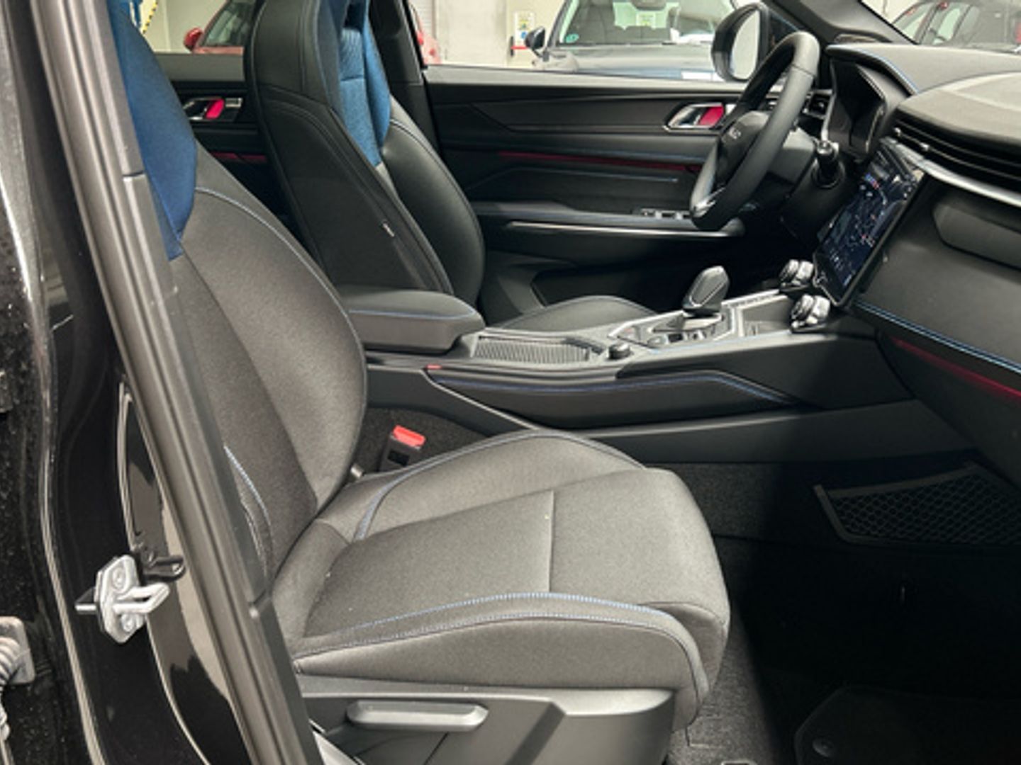 Lynk & Co 01 1.5 PHEV 6.6kW 192 kW (261 CV)