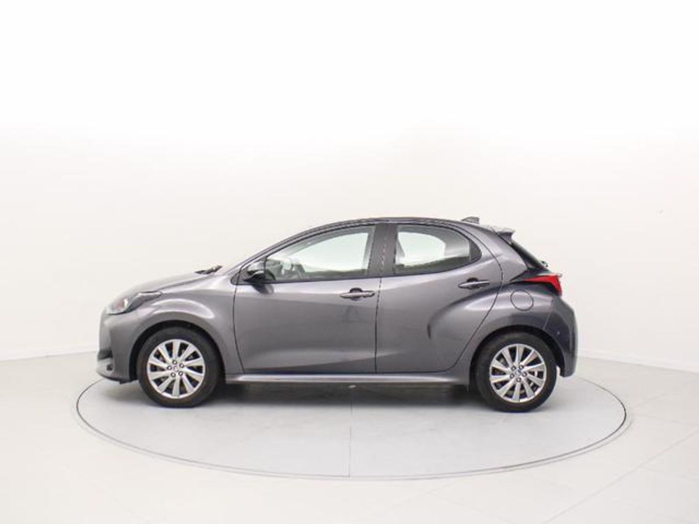 Toyota Yaris 120H Active Plus 85 kW (116 CV)