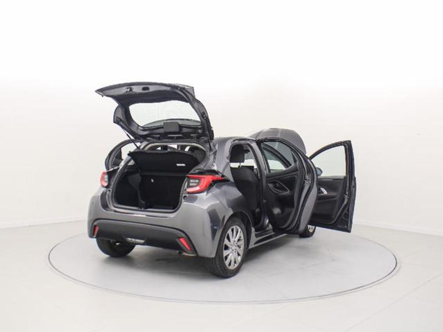 Toyota Yaris 120H Active Plus 85 kW (116 CV)
