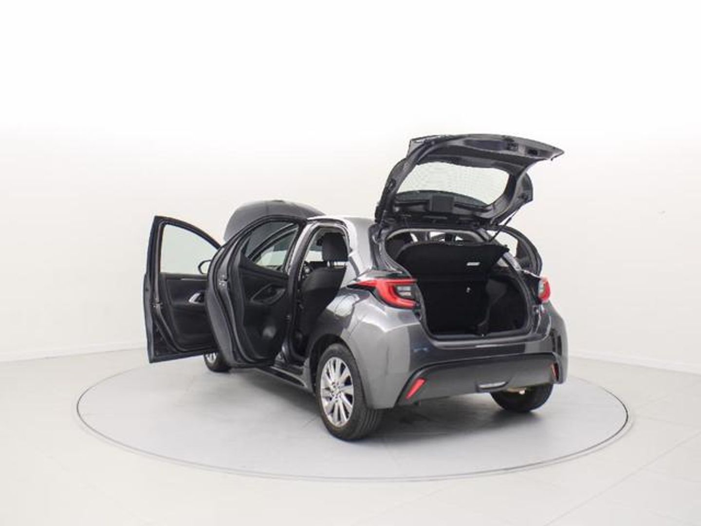 Toyota Yaris 120H Active Plus 85 kW (116 CV)