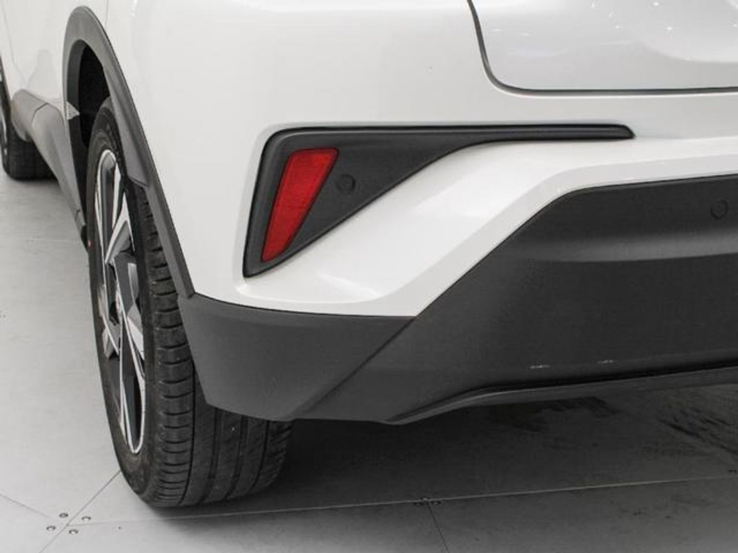 Toyota C-HR 1.8 125H Advance 90 kW (122 CV)