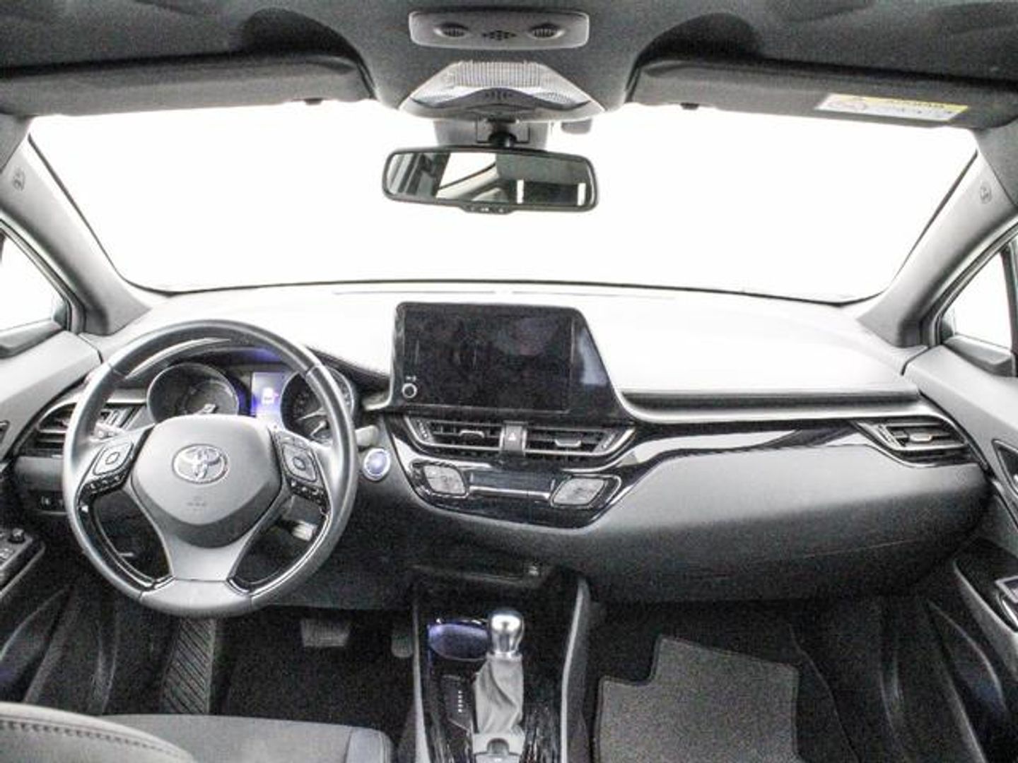 Toyota C-HR 1.8 125H Advance 90 kW (122 CV)
