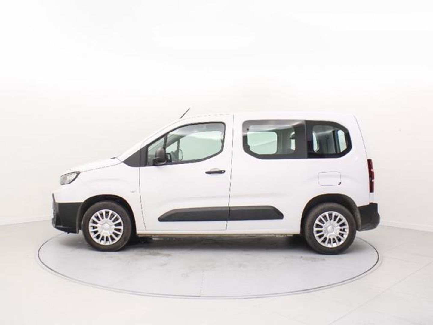 Toyota Proace City Verso 1.5D Family Active L1 96 kW (131 CV)
