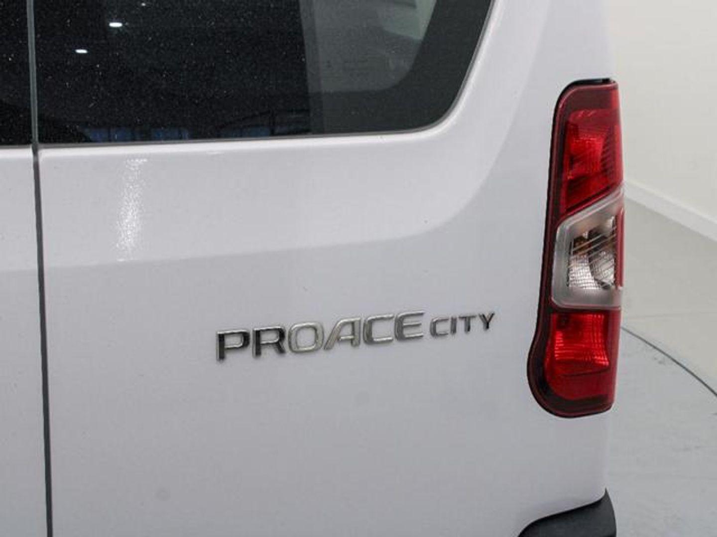 Toyota Proace City Verso 1.5D Family Active L1 96 kW (131 CV)