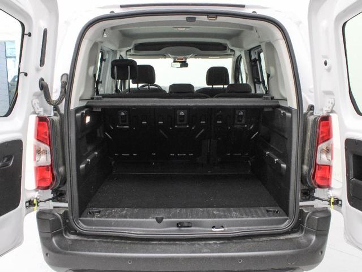Toyota Proace City Verso 1.5D Family Active L1 96 kW (131 CV)