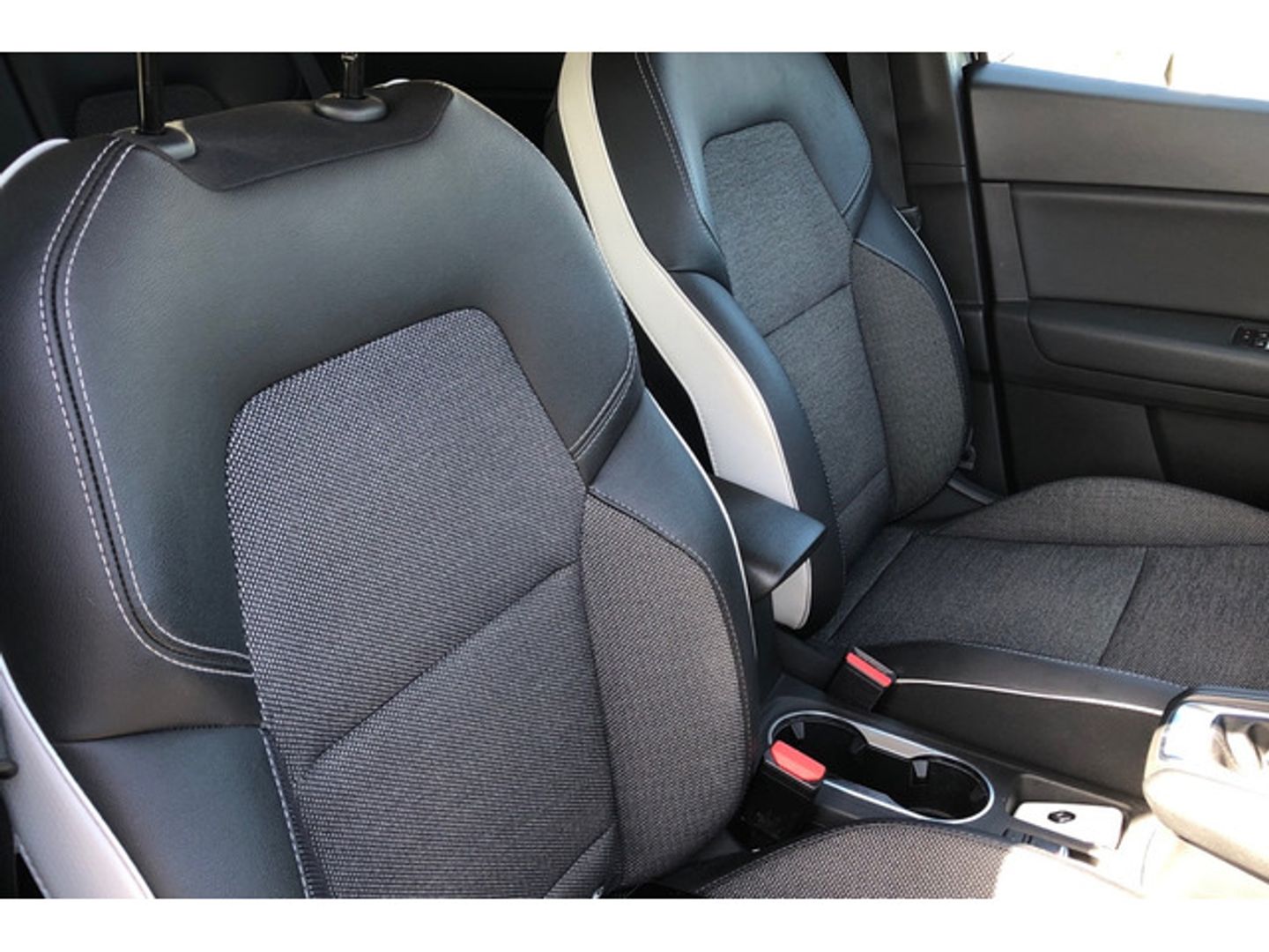 Renault Captur Zen TCe 66 kW (90 CV)