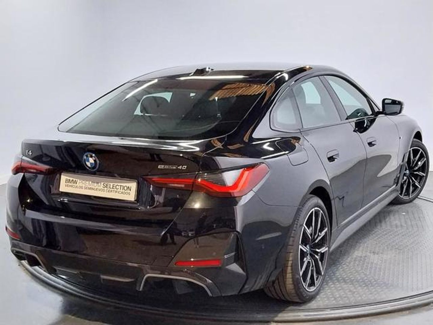BMW i4 eDrive40 250 kW (340 CV)