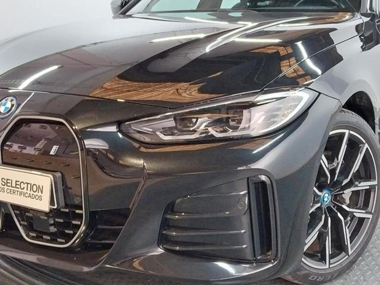 BMW i4 eDrive40 250 kW (340 CV)