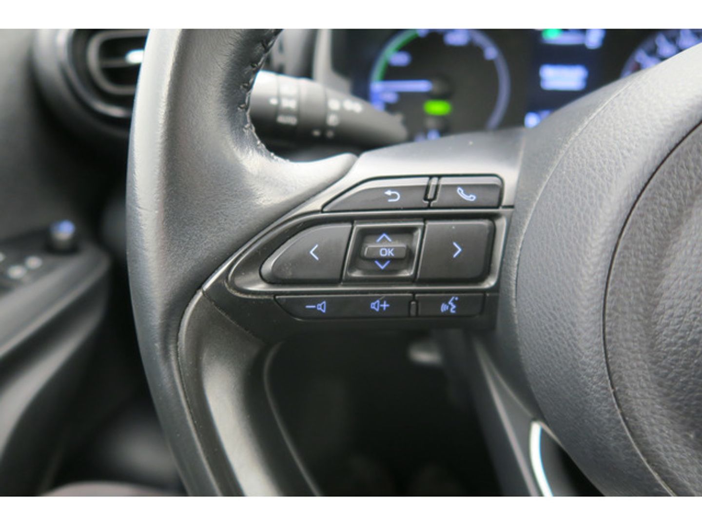 Toyota Yaris 120H Active Tech 85 kW (116 CV)