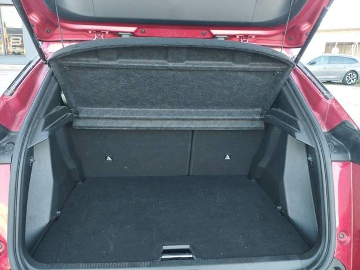 Peugeot 2008 PureTech 100 S&S Allure 75 kW (100 CV)