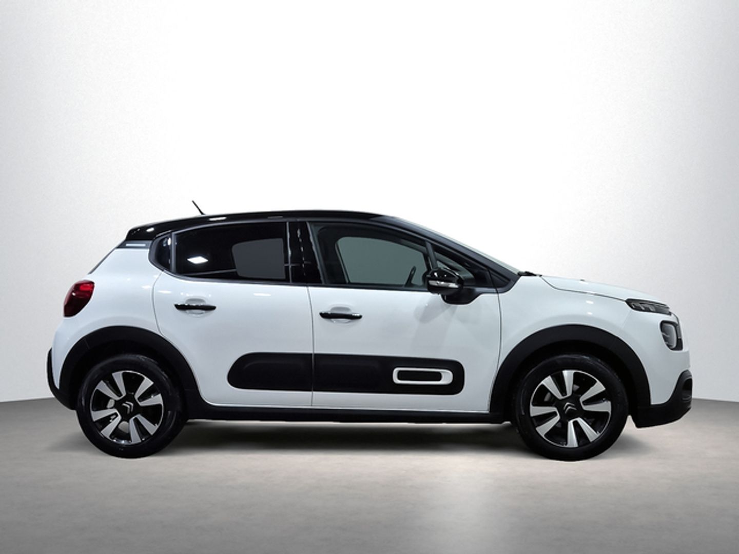 Citroen C3 PureTech 82 Shine 61 kW (83 CV)