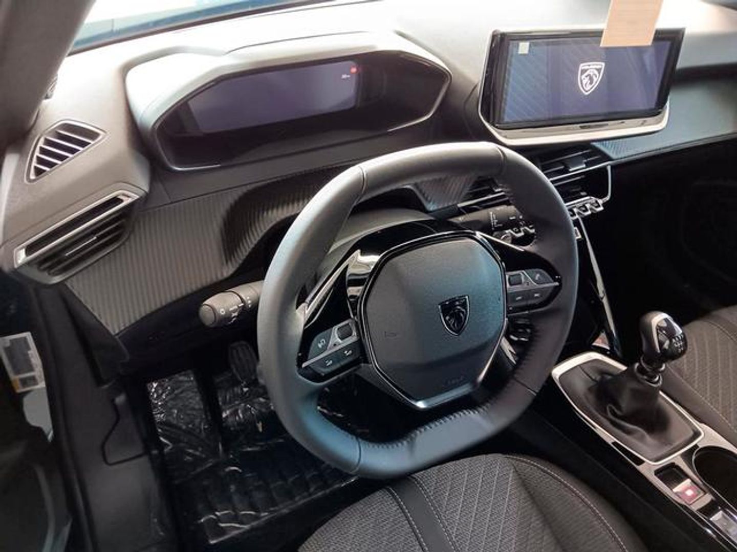 Peugeot 2008 PureTech 100 S&S Allure 75 kW (100 CV)
