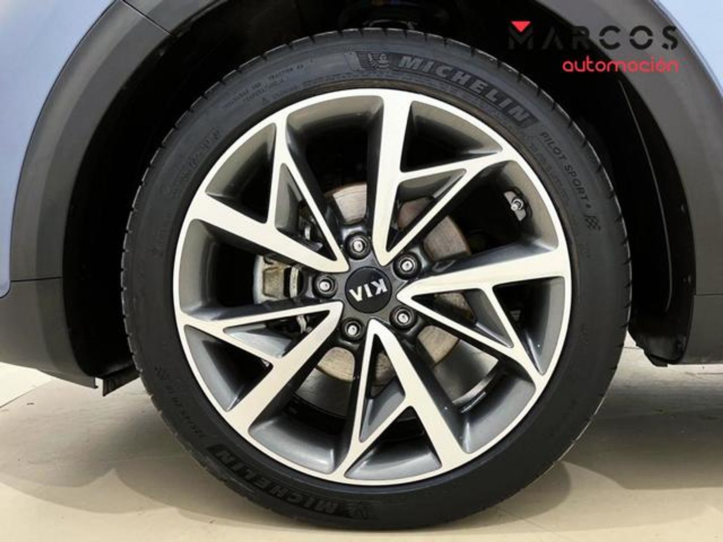 Kia Niro 1.6 GDi HEV Híbrido Emotion 104 kW (141 CV)