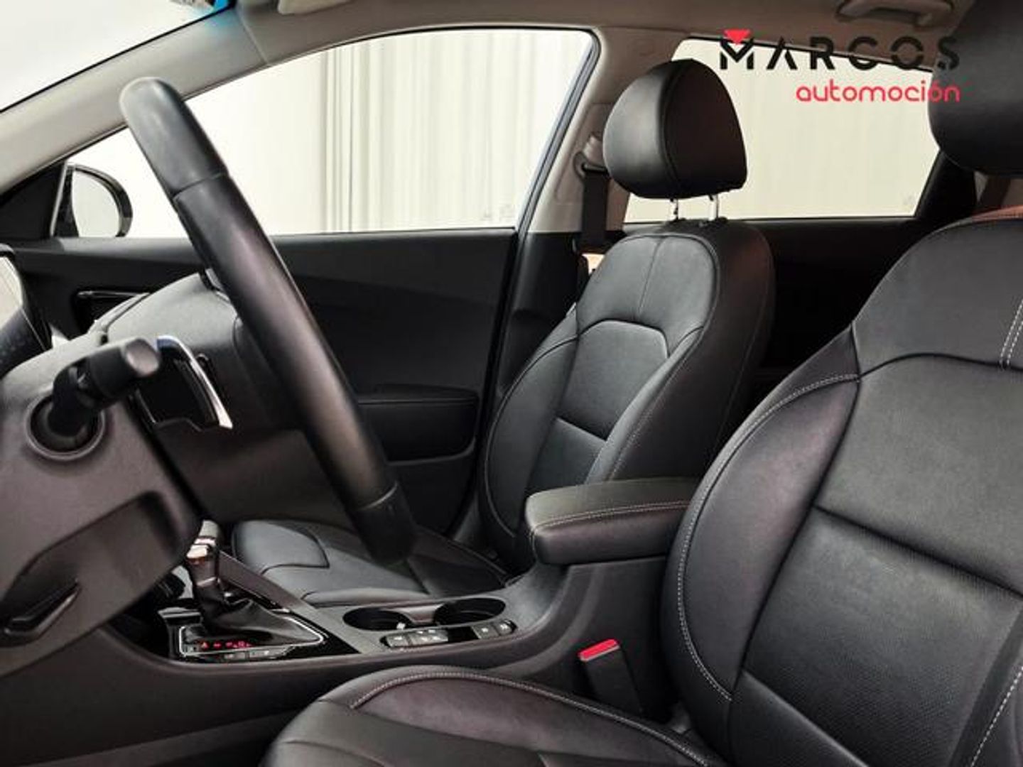 Kia Niro 1.6 GDi HEV Híbrido Emotion 104 kW (141 CV)