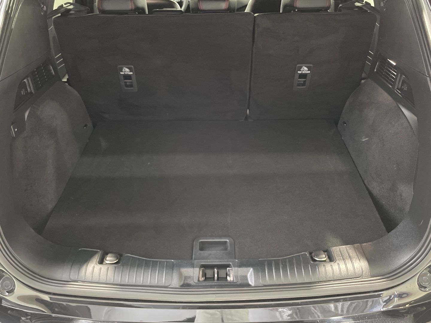 Ford Kuga 2.5 Duratec PHEV ST-Line X Auto 165 kW (225 CV)
