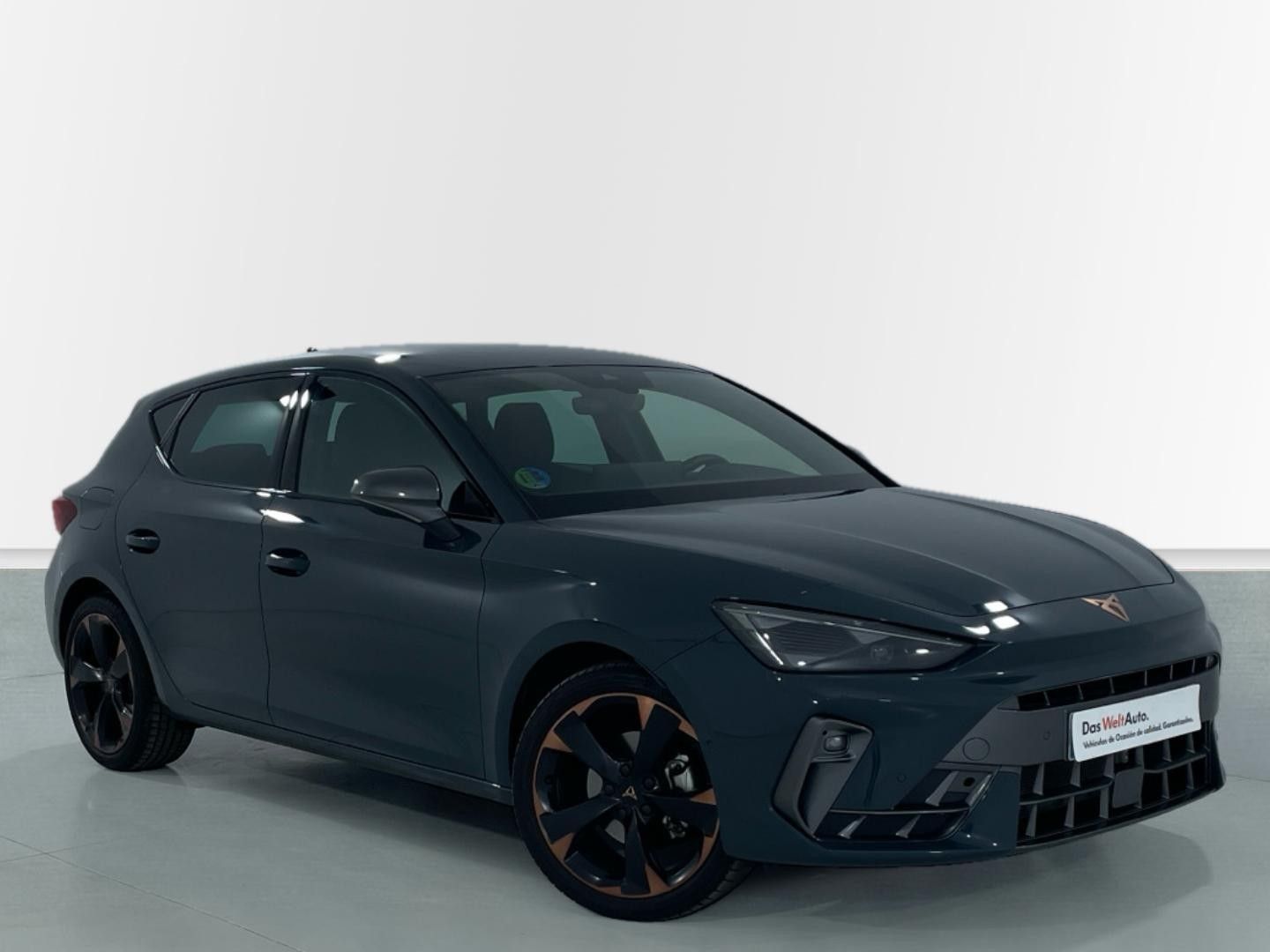 CUPRA León 1.5 eTSI DSG 110 kW (150 CV) Azul Sedan