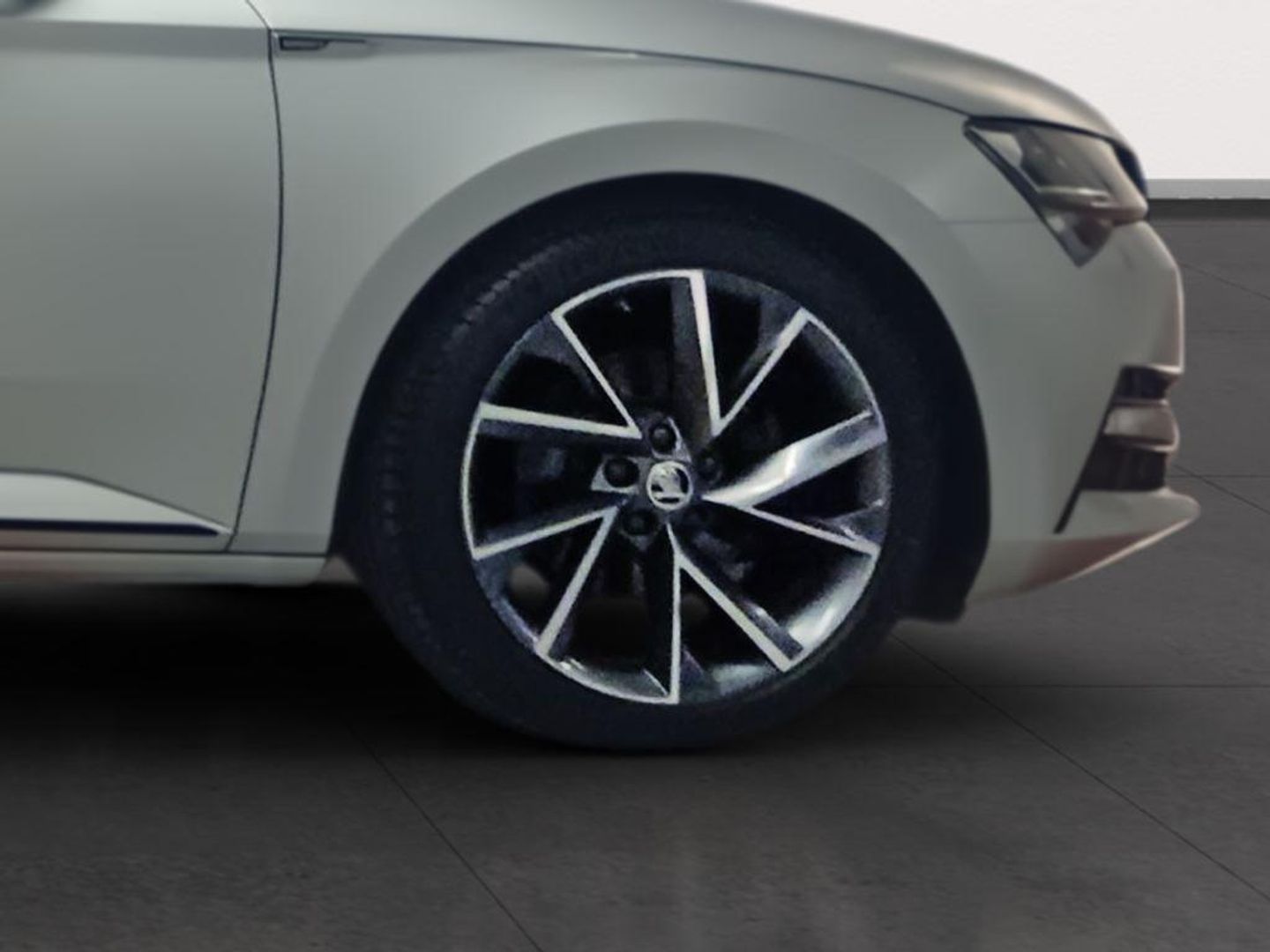 Skoda Superb 2.0 TDI Sport Line DSG 110 kW (150 CV)