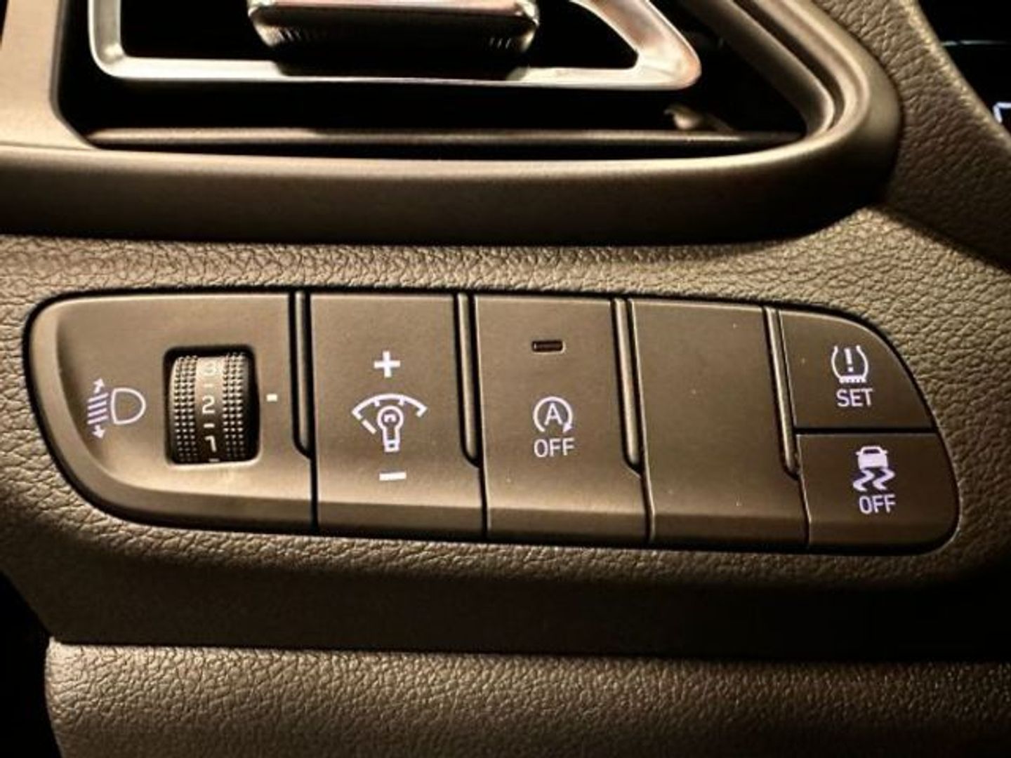 Hyundai i30 1.0 TGDI 48V Klass 74 kW (100 CV)