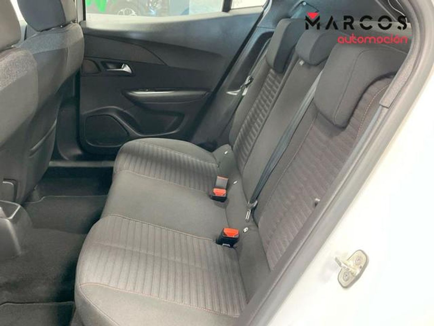 Peugeot 2008 Active Pack S&S PureTech 96 kW (130 CV)