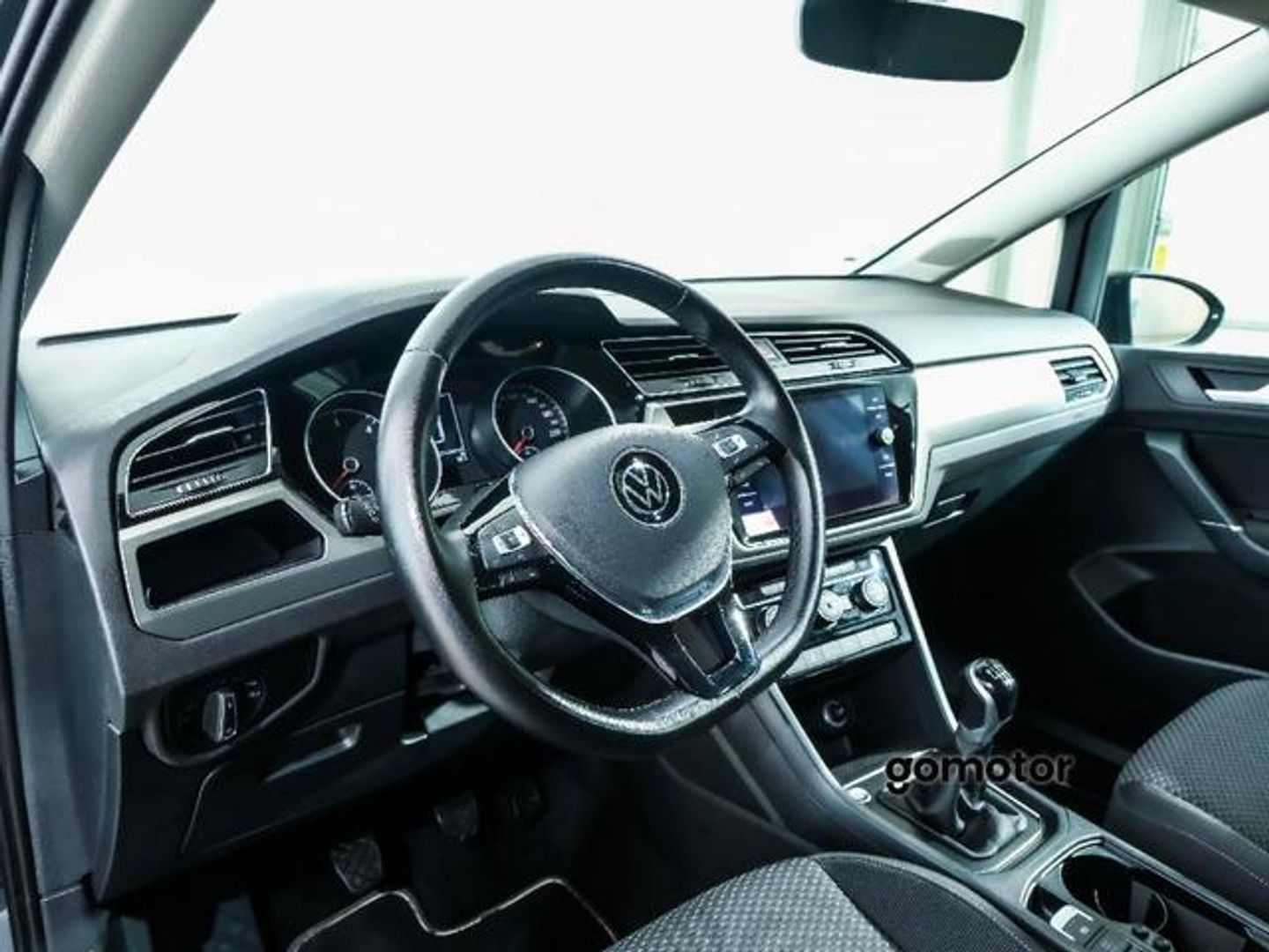 Volkswagen Touran Advance 2.0 TDI 90 kW (122 CV)