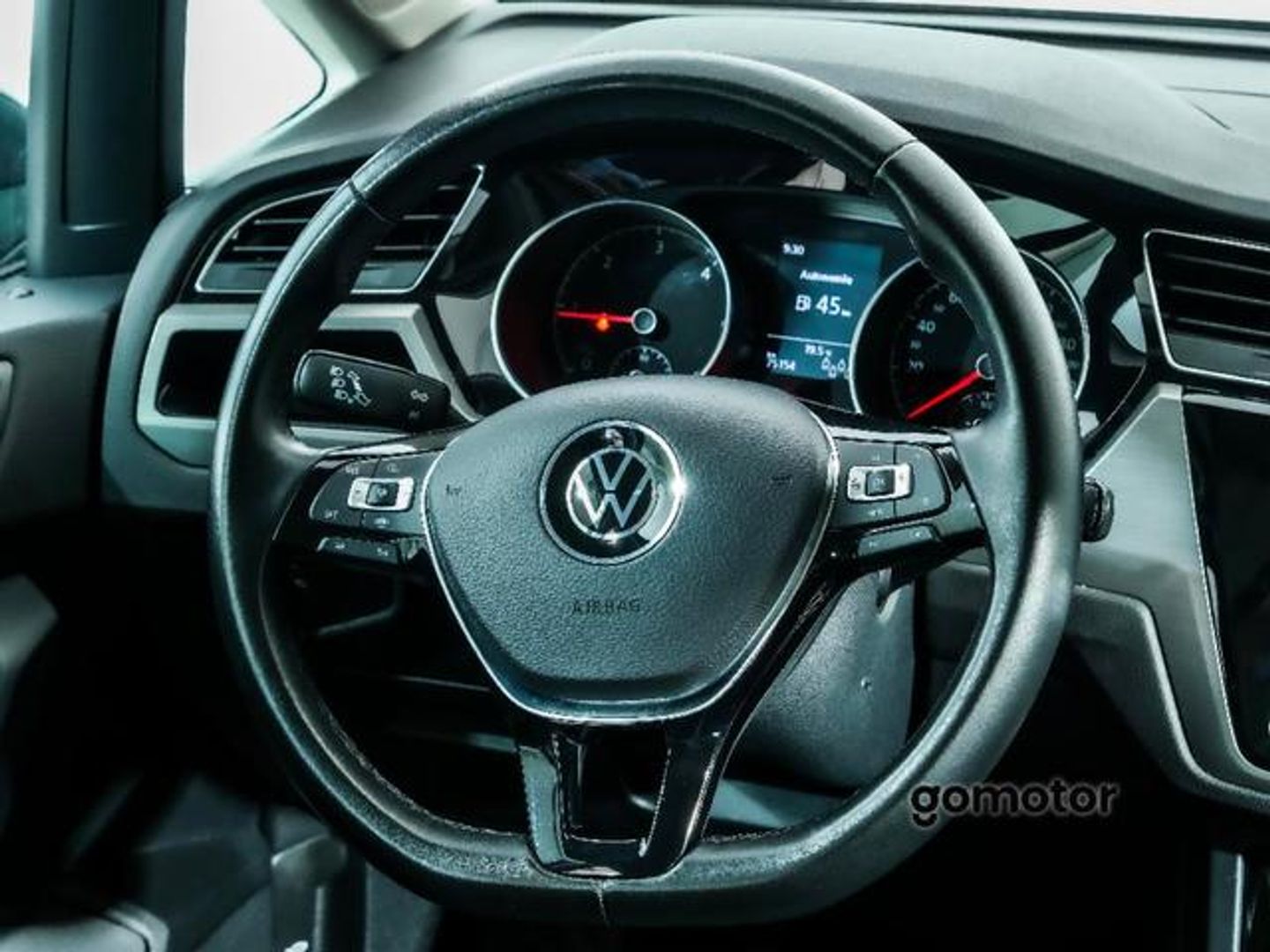 Volkswagen Touran Advance 2.0 TDI 90 kW (122 CV)