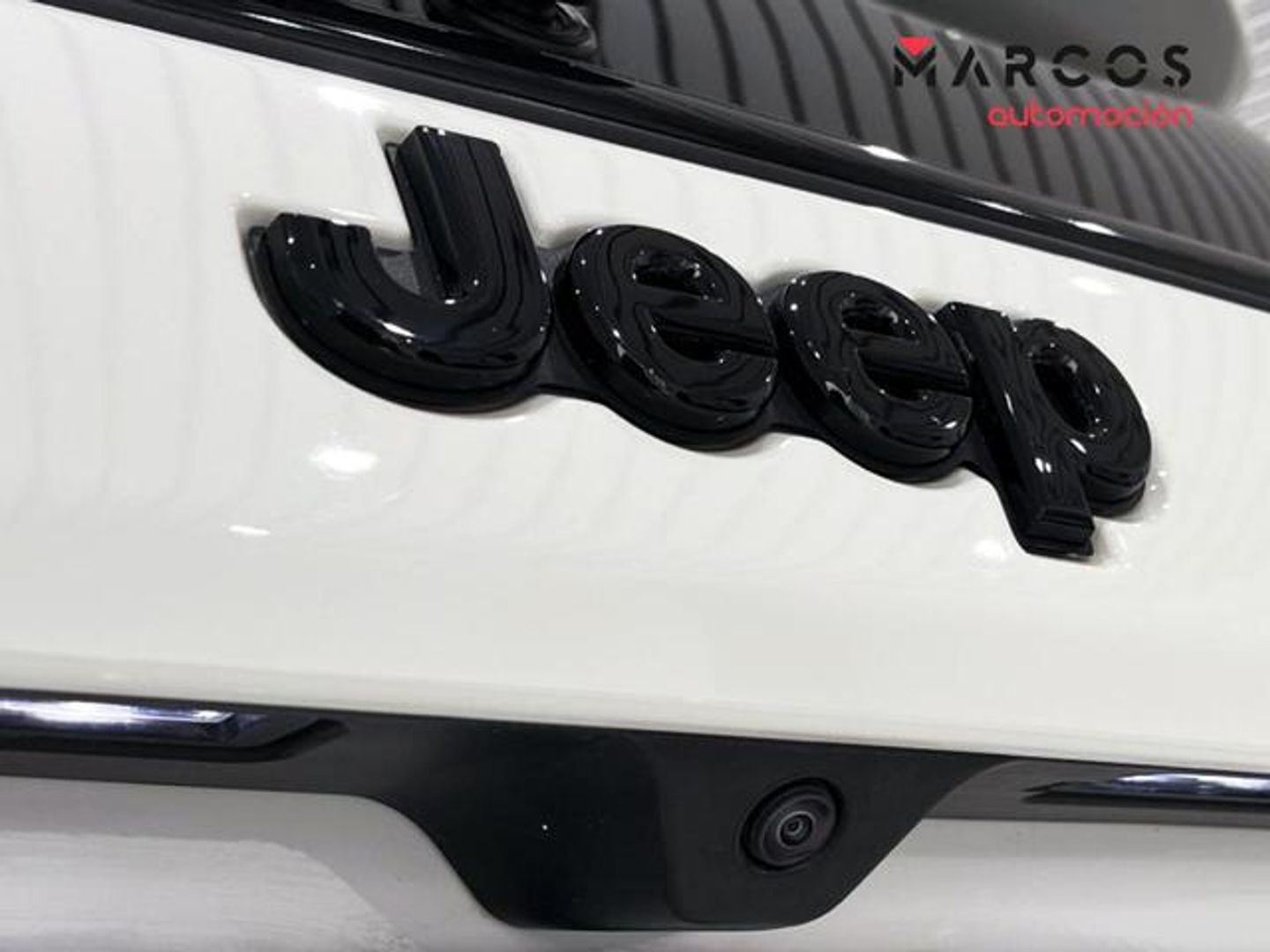 Jeep Compass 1.5 MHEV Night Eagle DCT 96 kW (130 CV)
