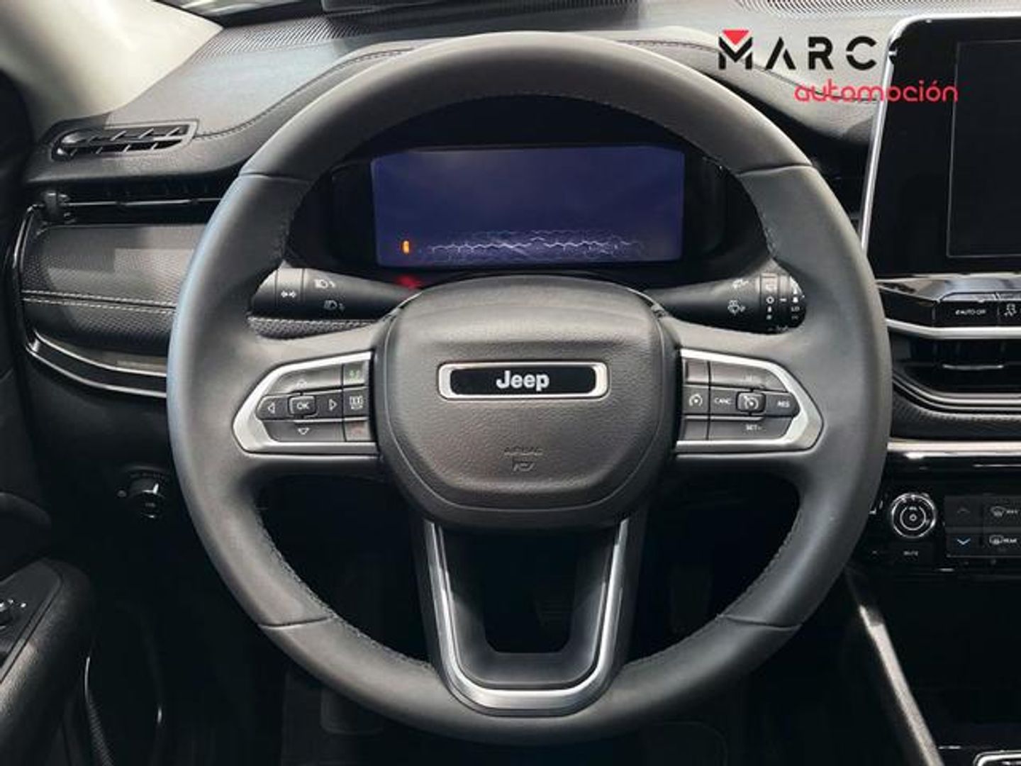 Jeep Compass 1.5 MHEV Night Eagle DCT 96 kW (130 CV)