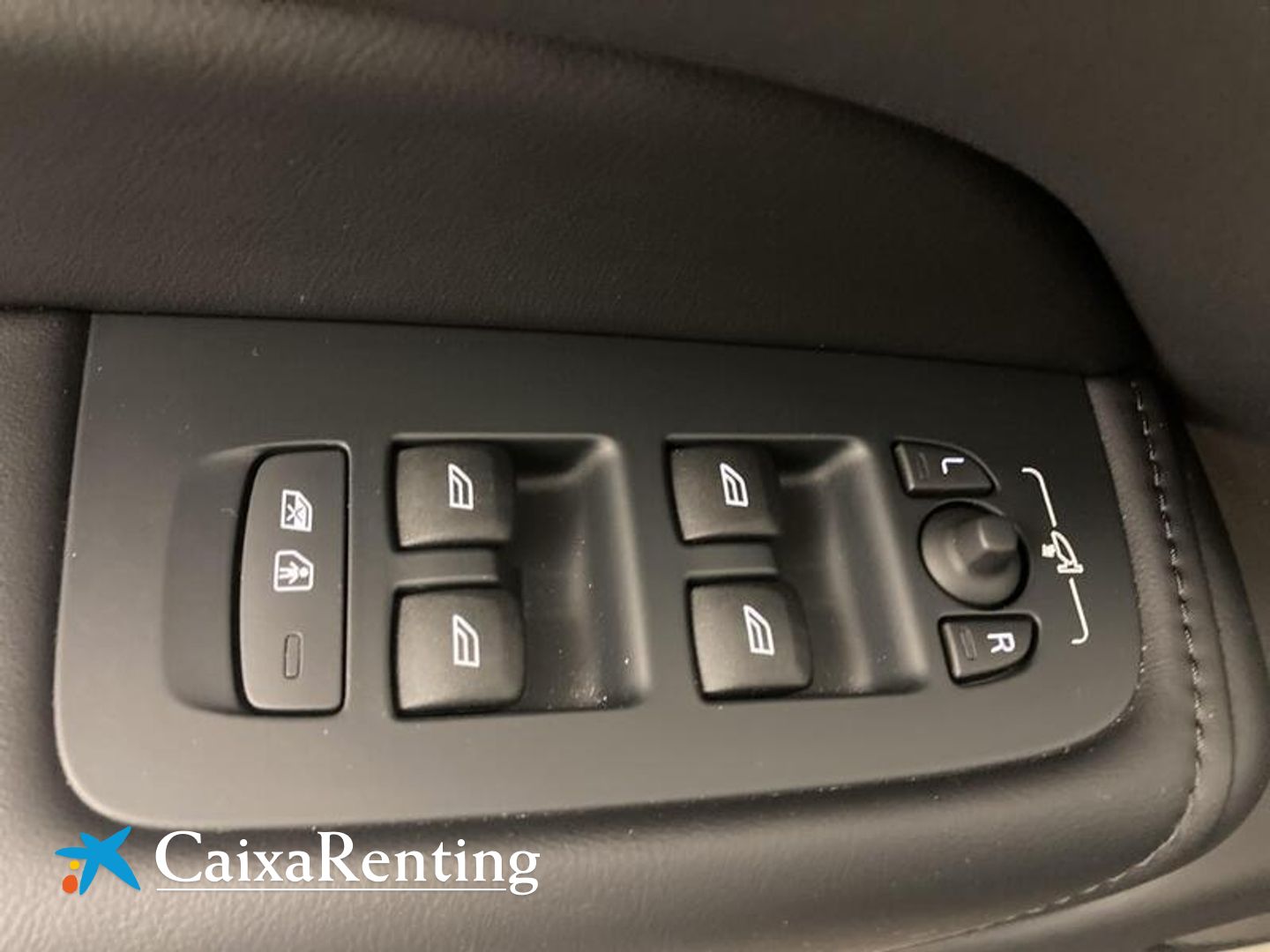 Volvo XC60 B4 D Plus Dark Auto 145 kW (197 CV)
