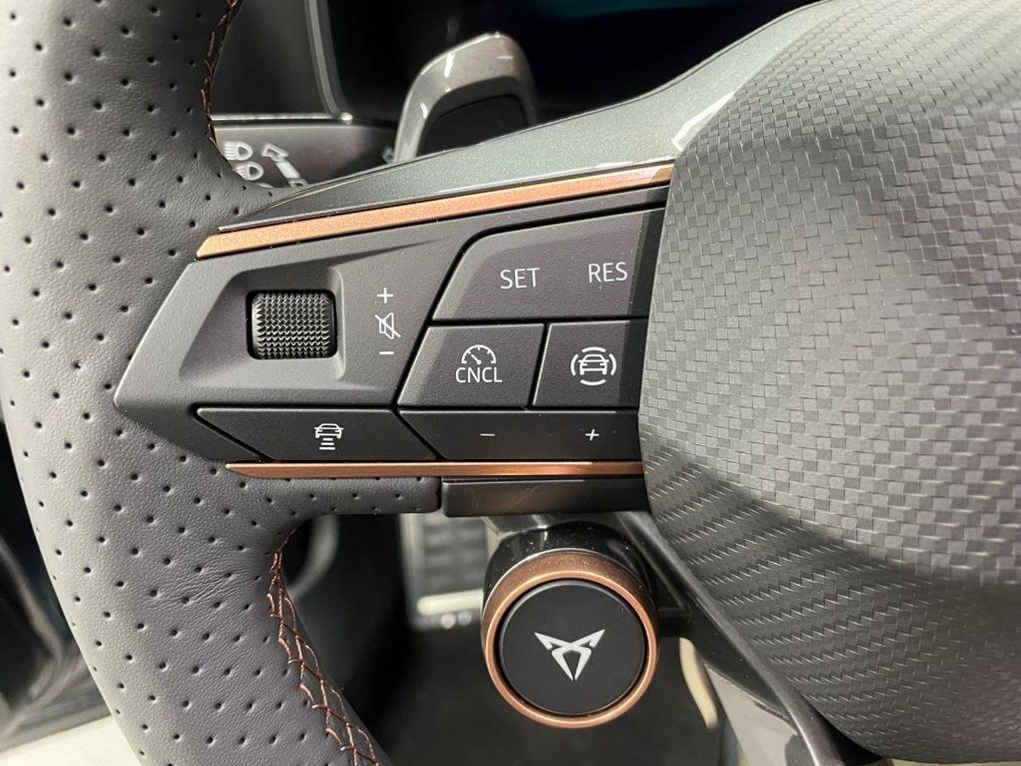 CUPRA Formentor 1.5 eTSI DSG 110 kW (150 CV)