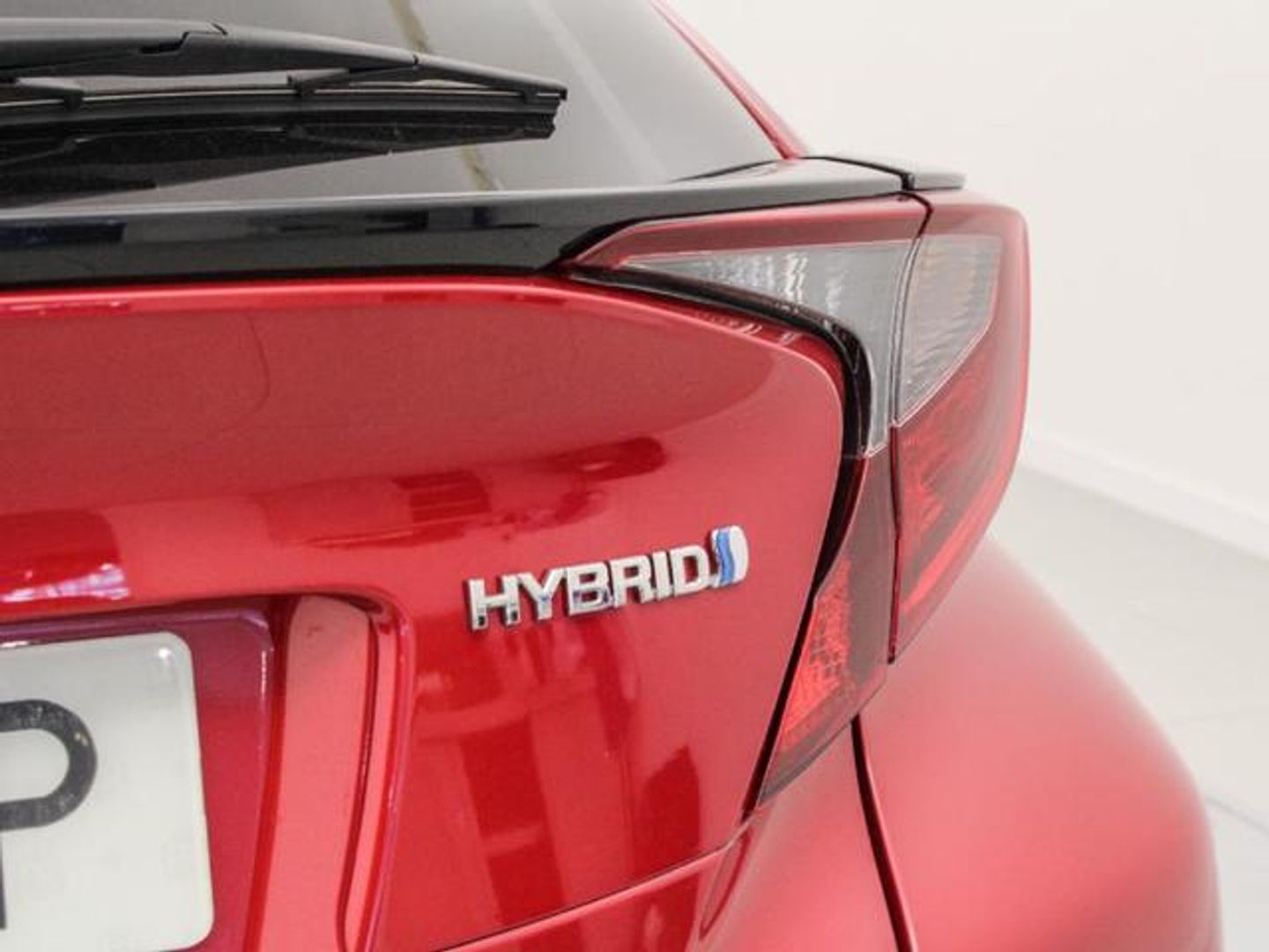 Toyota C-HR 1.8 125H Advance 90 kW (122 CV)
