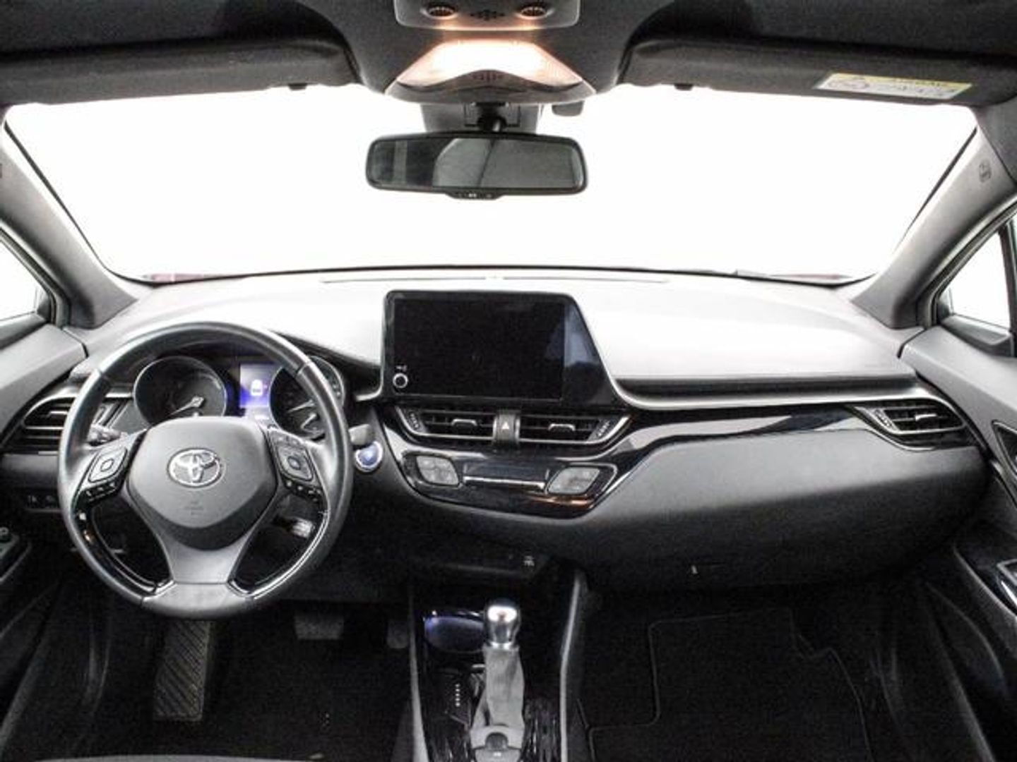 Toyota C-HR 1.8 125H Advance 90 kW (122 CV)