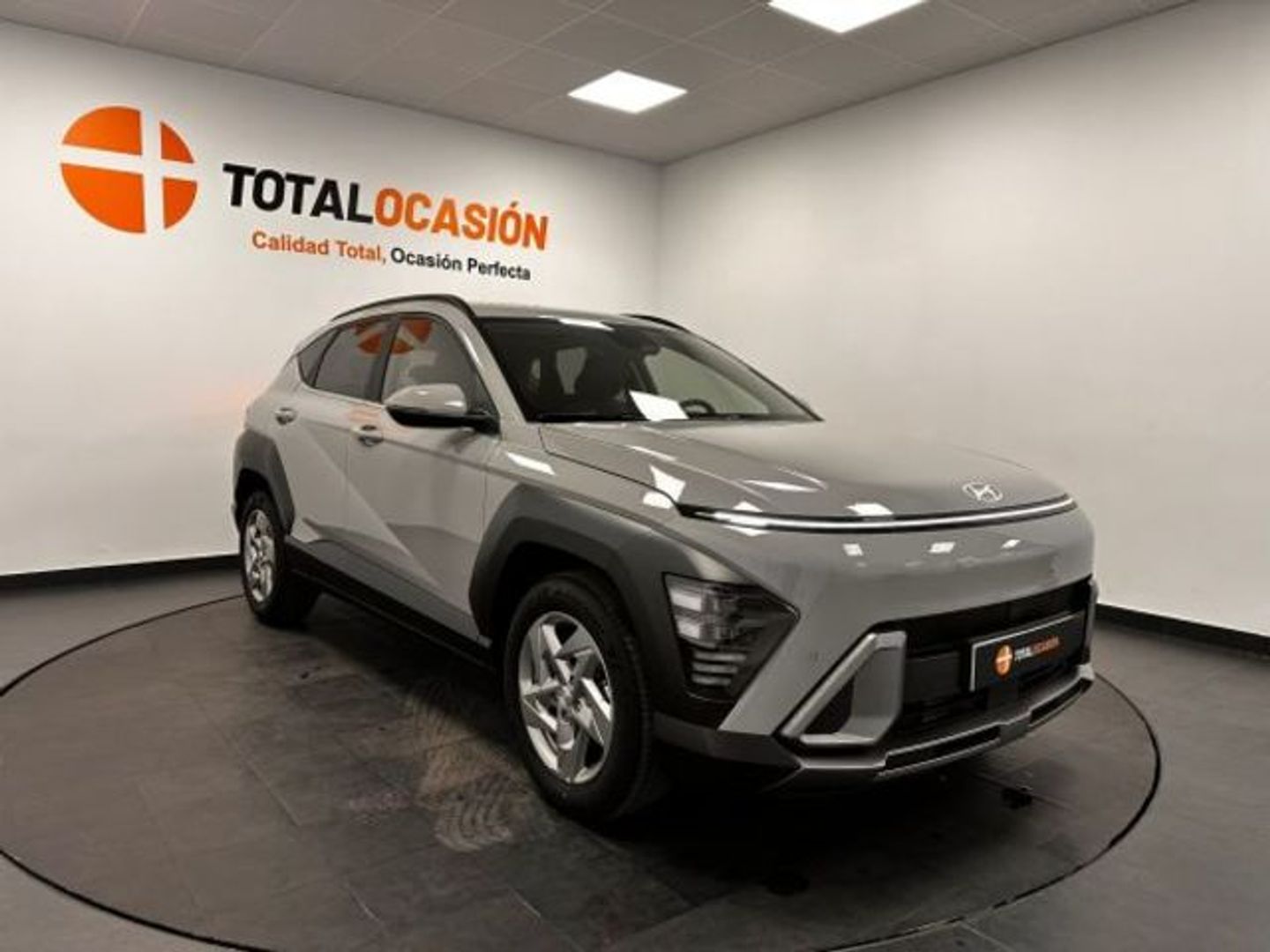 Hyundai Kona 1.0 TGDi Tecno 4x2 88 kW (120 CV) Gris All Terrain / Pick-up